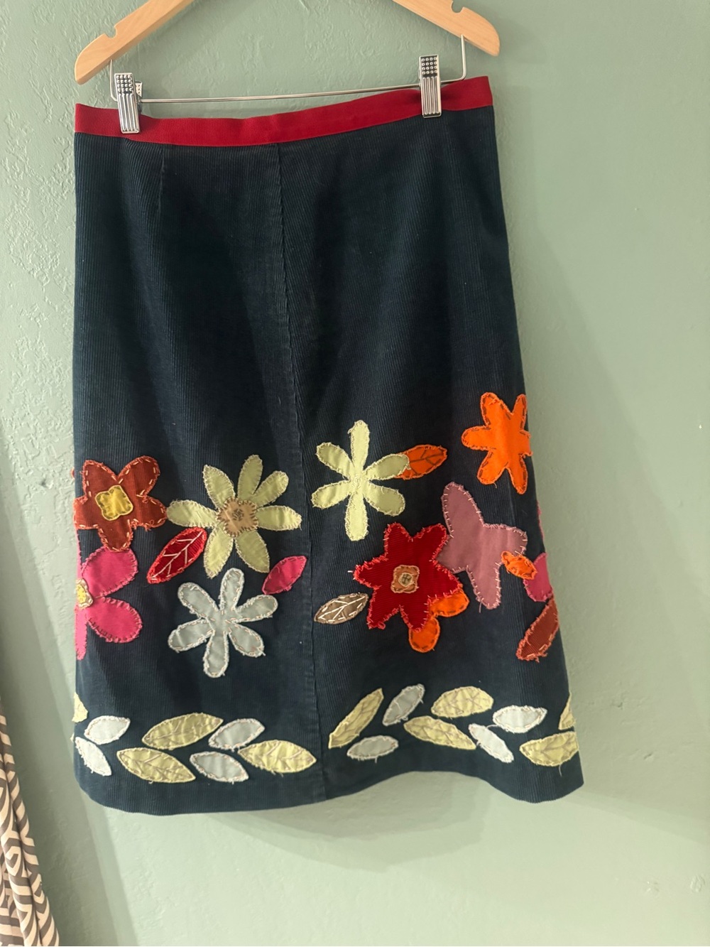 Floral Appliqué A-Line Skirt in Navy with Multicolor Flowers - BODEN